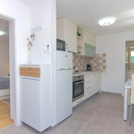 Mara Διαμέρισμα Krk Town