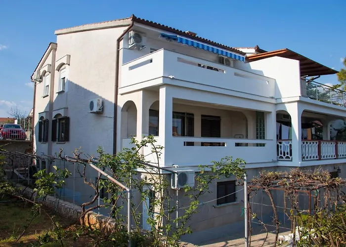 Mara Krk Town
